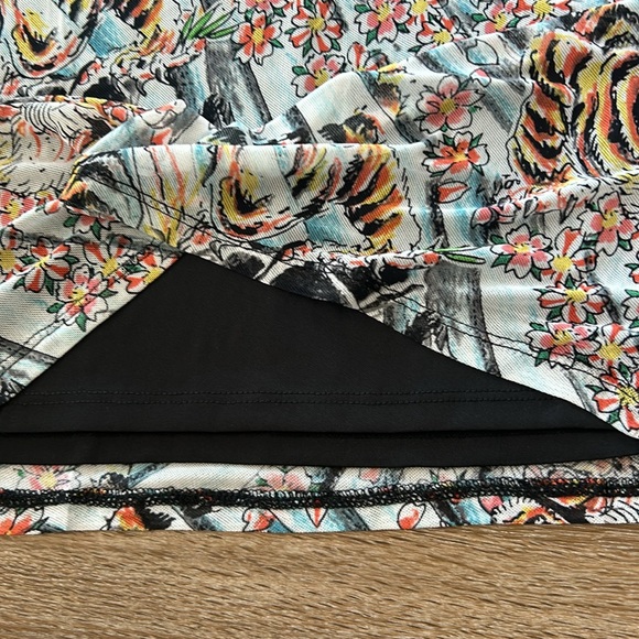 Ed Hardy mini skirt - Picture 4 of 7